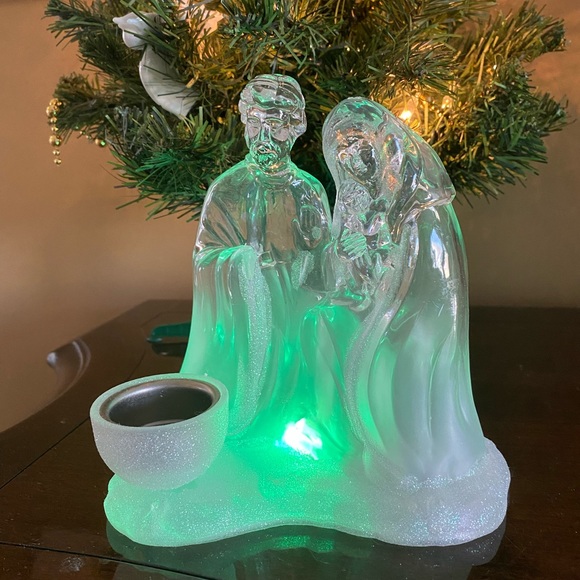 Heritage Mint Northern Lights Collection Holiday Acrylic Ice Sculptures Nativity - Picture 6 of 17